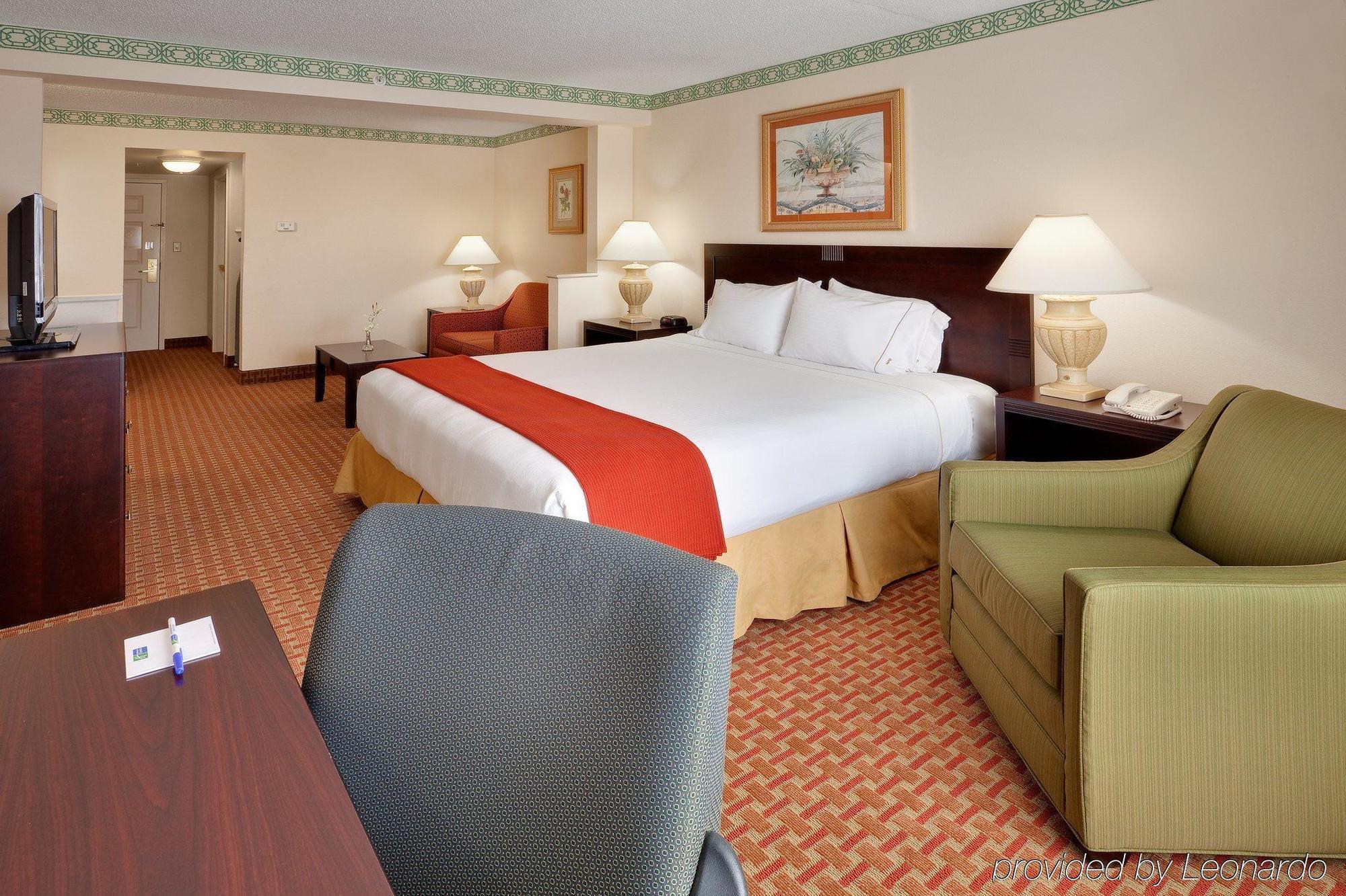 Holiday Inn Express Hotel & Suites Easton, An Ihg Hotel Room photo